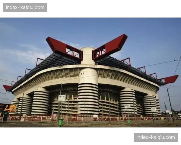 圣西罗-梅阿查球场改造计划遇阻，米兰双雄与市政当局就智慧场馆系统成本分摊再起争执